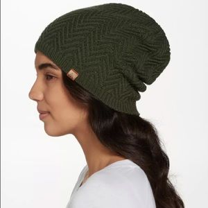 Alpine Design women’s slouchy beanie